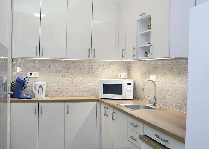 Berzsenyi Breeze Appartement *