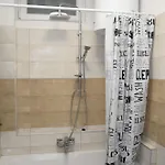 Berzsenyi Breeze Διαμέρισμα *